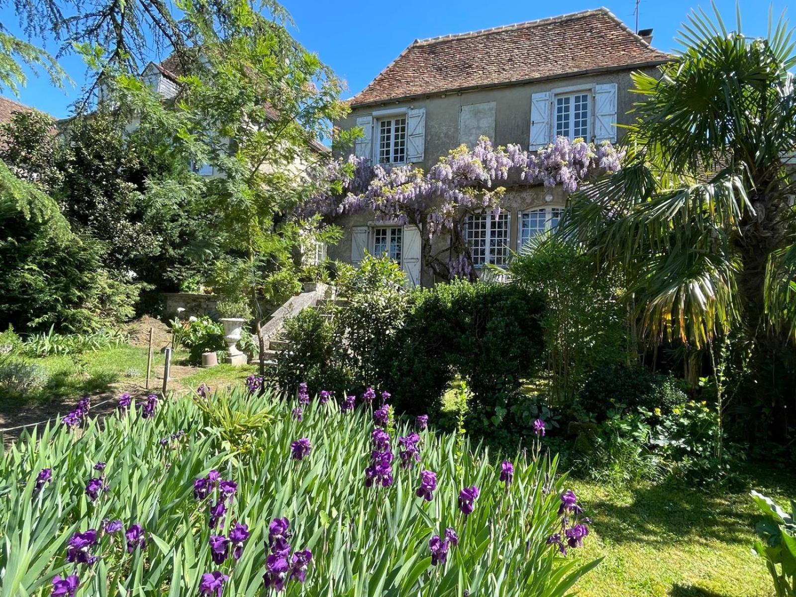 Bed and Breakfast Jardin Des Remparts Orthez Zewnętrze zdjęcie