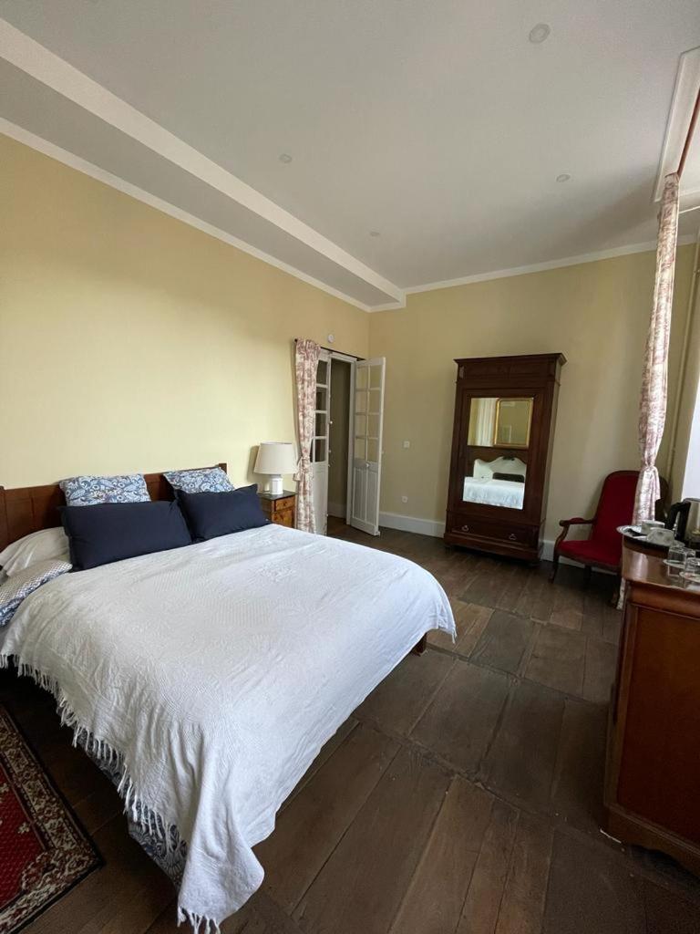 Bed and Breakfast Jardin Des Remparts Orthez Zewnętrze zdjęcie